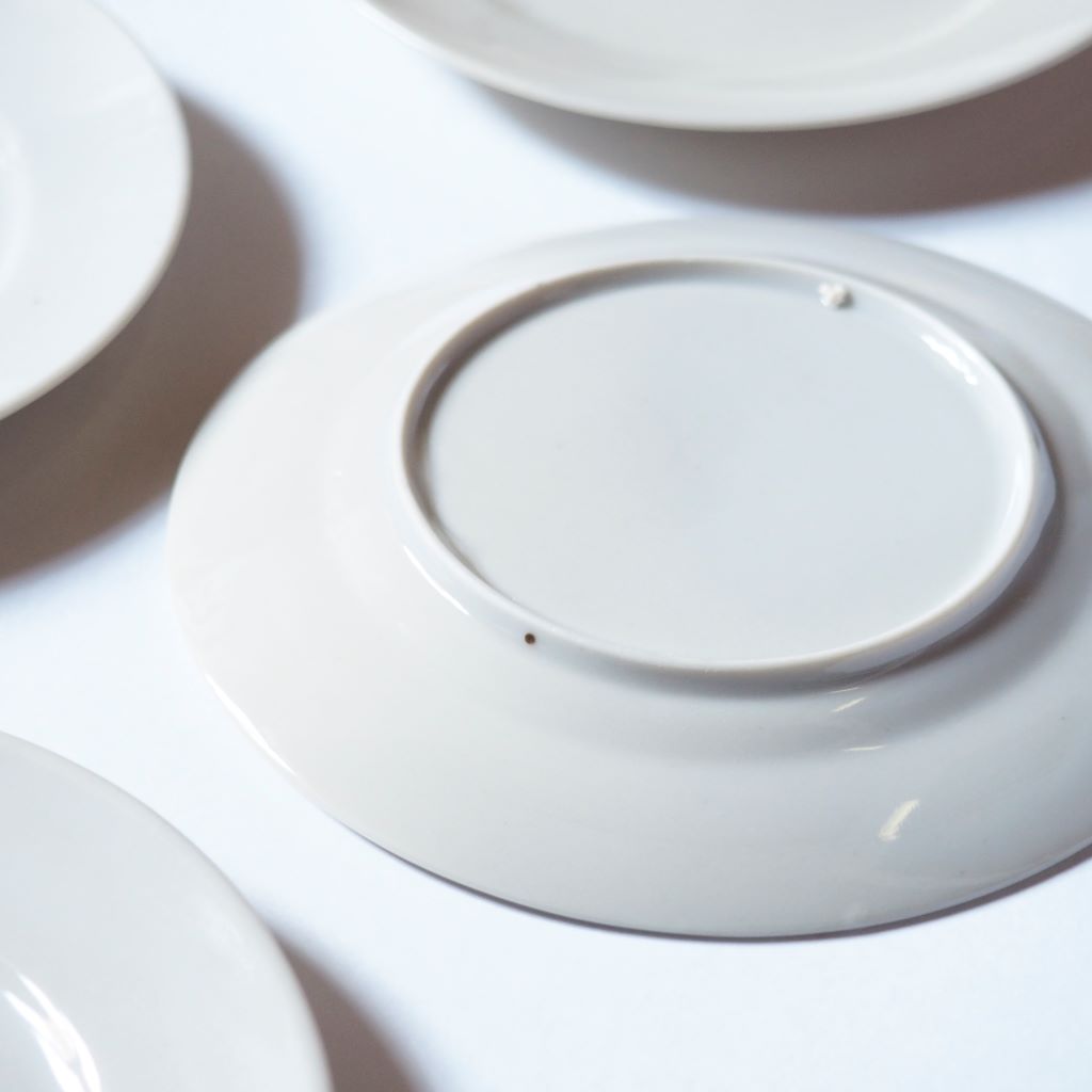 邊縁牒白磁 Rum Plate(φ13.5cm)