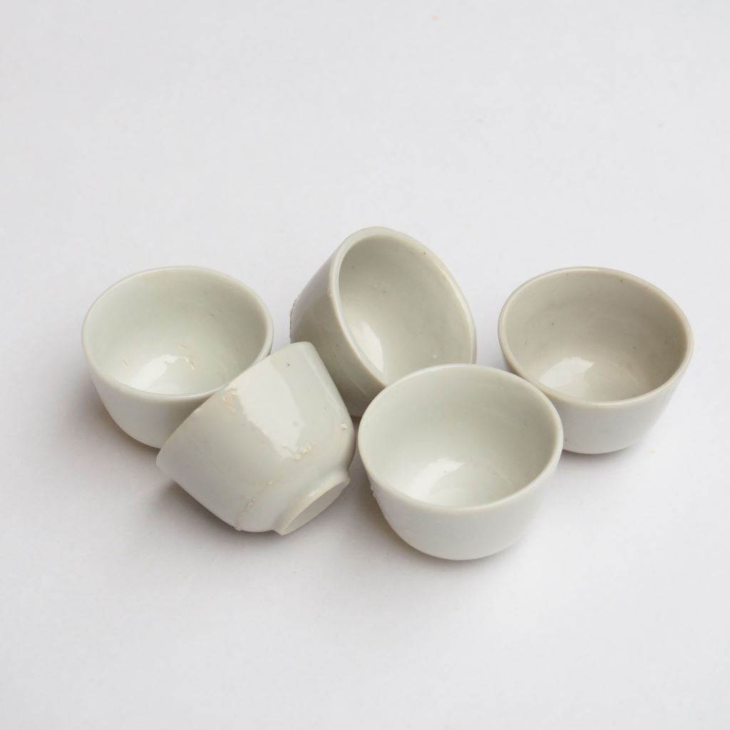 白磁 圓形迷你茶杯