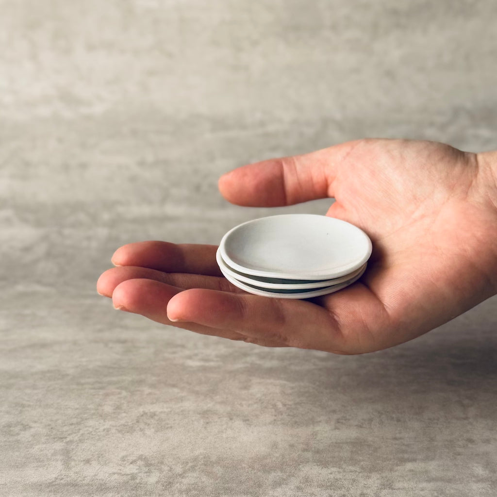 白磁 mini plate(紅皿)