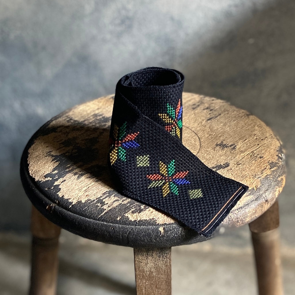 排灣族刺繡・陳媽媽工作室<幸運花>