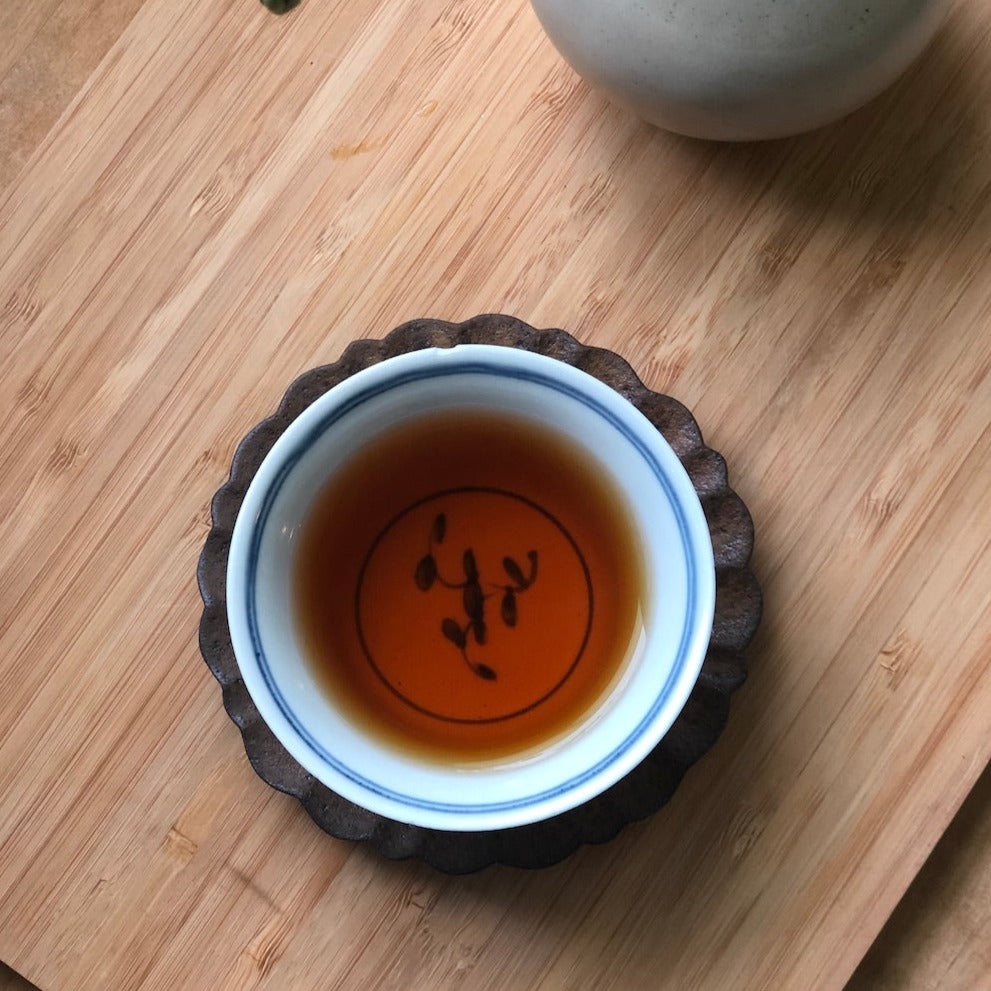 日月潭紅茶葉 50g 強い上品な甘みが特徴。しっかりした茶葉は低めの温度で5〜7回繰り返しお飲みいただけます。